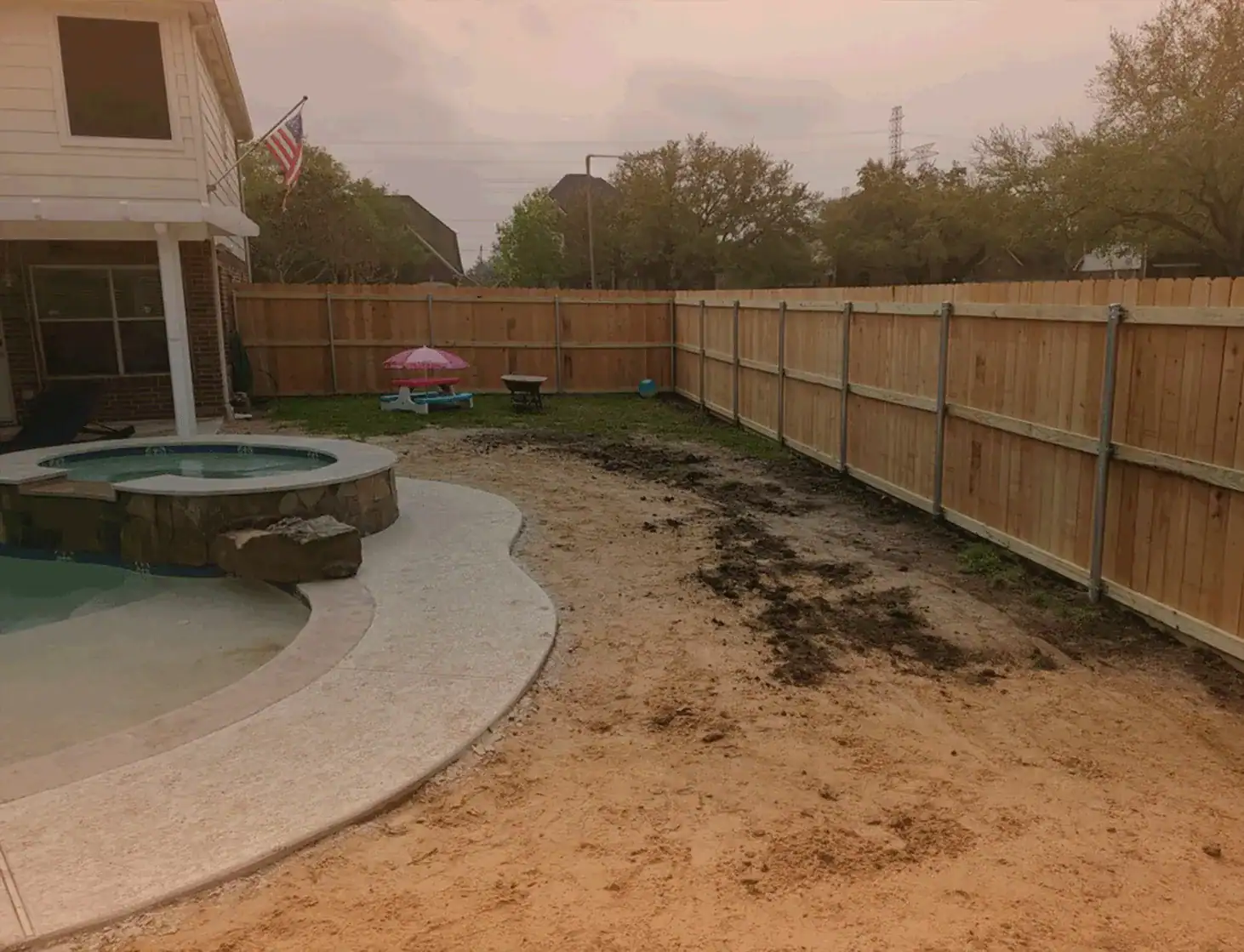 Wood privacy fence installation in Kingwood, Texas