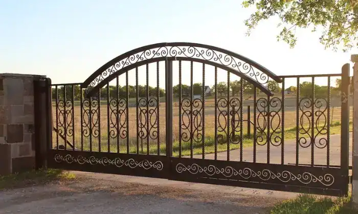 Custom gate installation in Kingwood TX