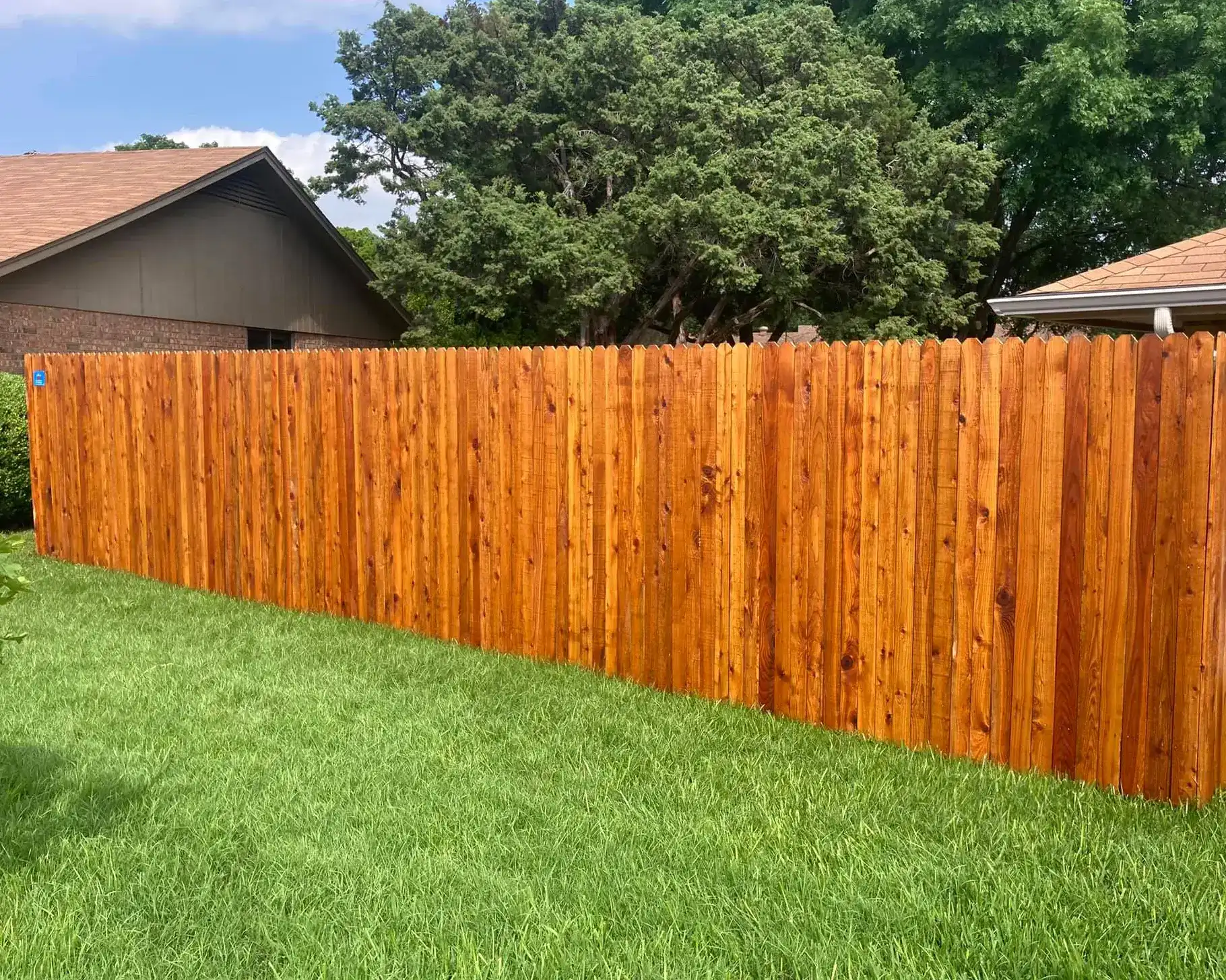 Cedar Tone Wood Defender fence stain – fence staining in The Woodlands TX by Astro Outdoor Designs
