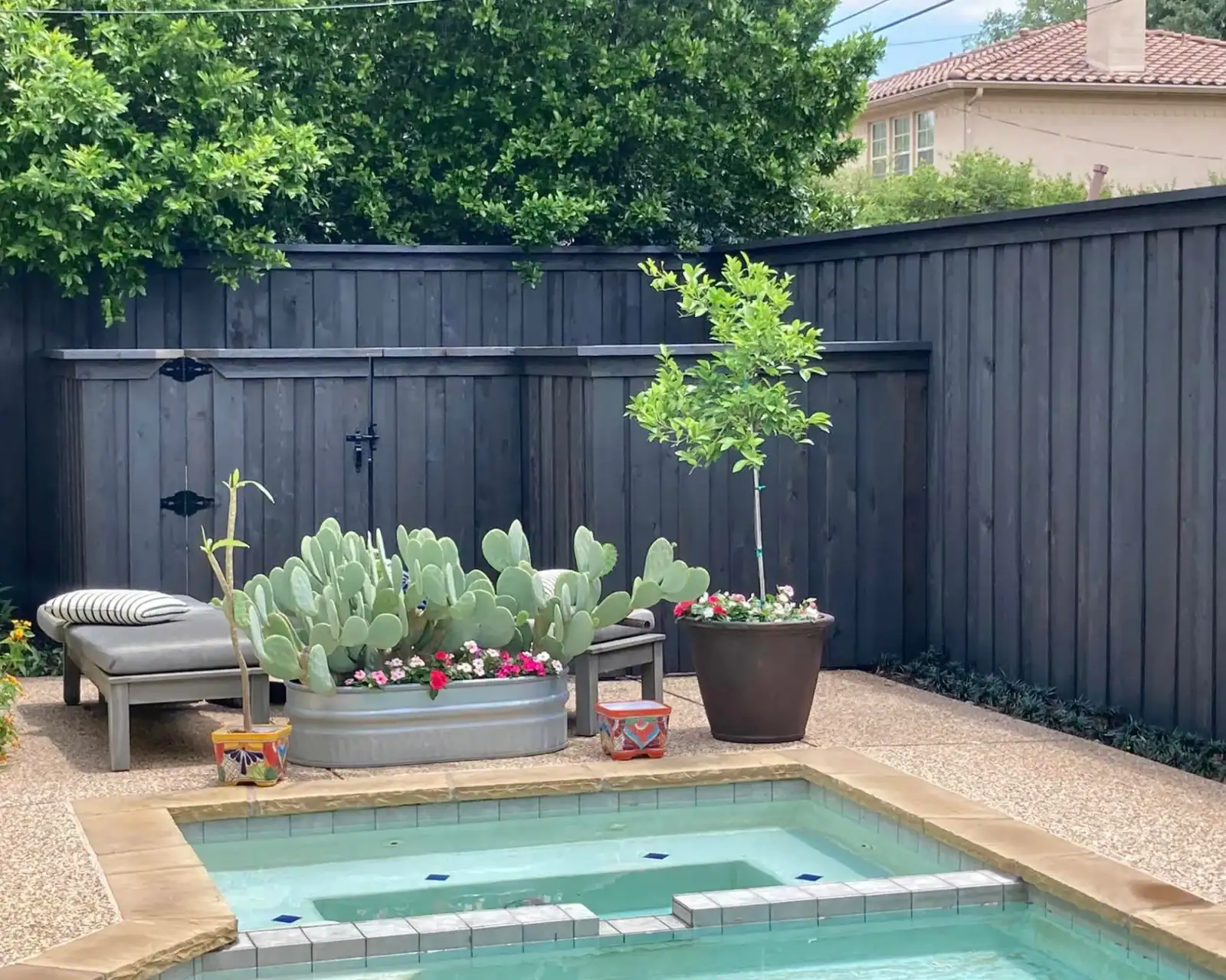 Charcoal Gray Wood Defender fence stain – fence staining in The Woodlands TX by Astro Outdoor Designs